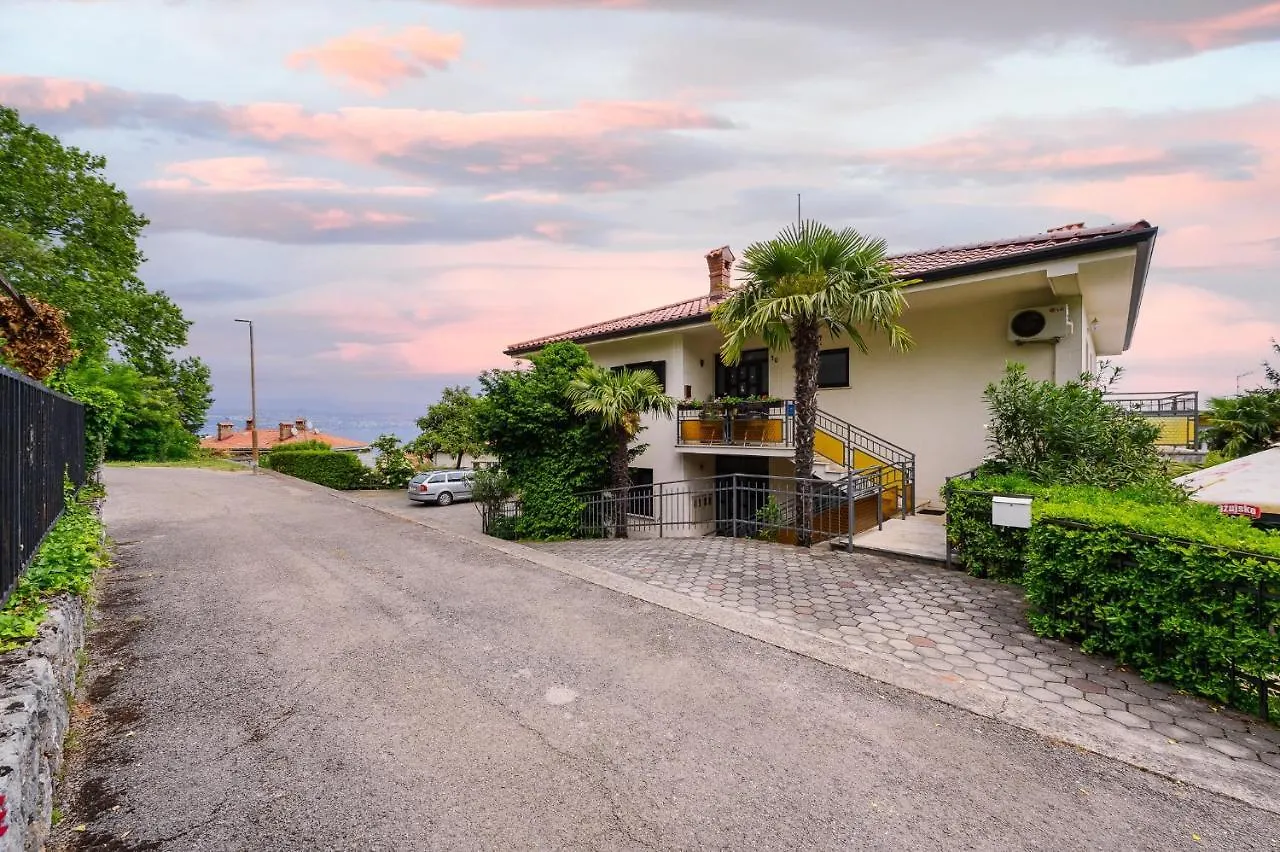 Apartments With A Parking Space Lovran, Opatija - 7869