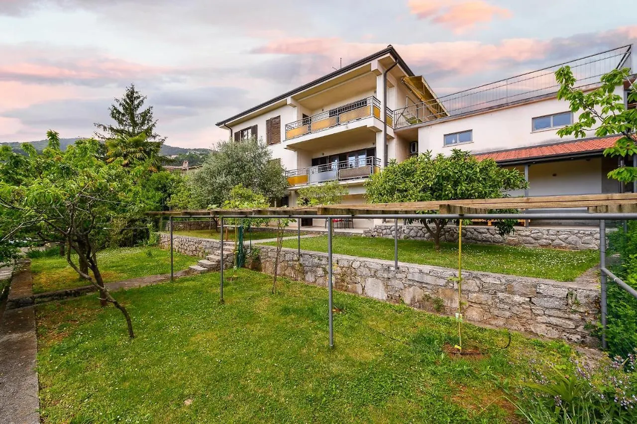 Apartments With A Parking Space Lovran, Opatija - 7869