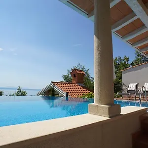 Krasa Appartement